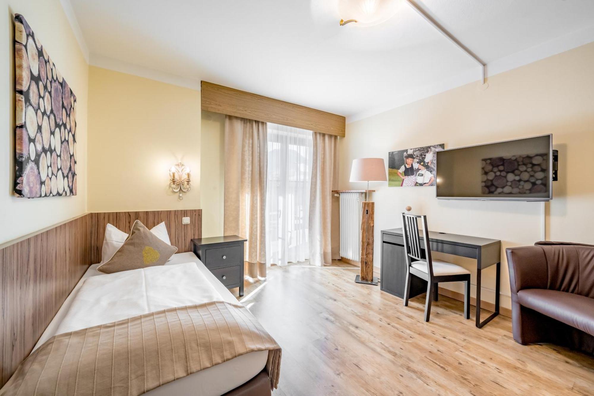 Ruhpoldinger Hof Hotell Rum bild
